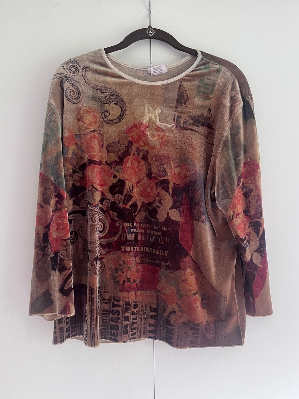 Vintage-Inspired Floral Velvet Long-Sleeve Top - Brown & Rose